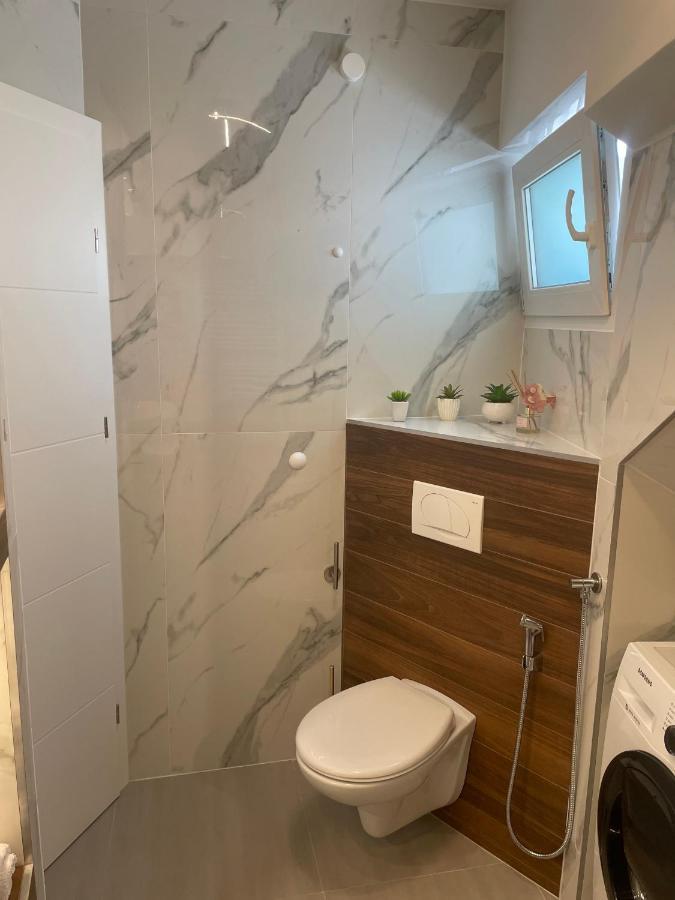 Apartment Seven 브렐라 외부 사진